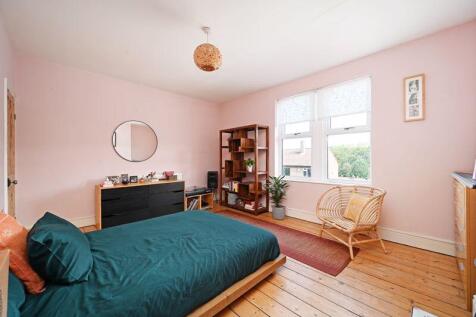1st Floor Double Bedroom 