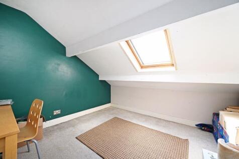 2nd Floor Double Bedroom 