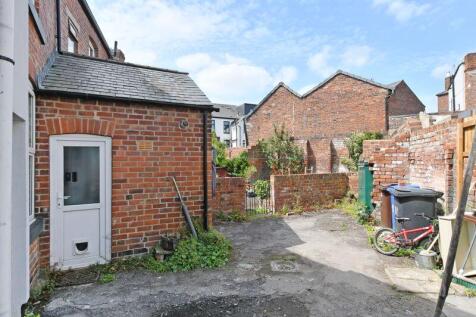 Rear Courtyard 