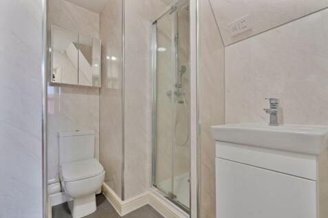 Bedroom 1 Ensuite 