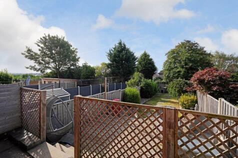Rear enclosed garden