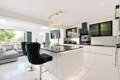 Open Plan Dining Kitchen 