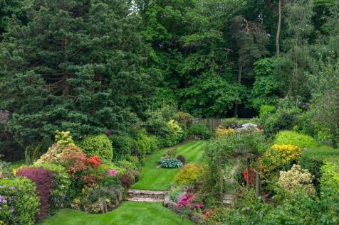 Garden Setting