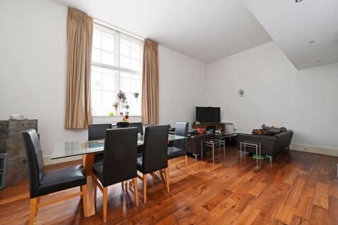 Open Plan Living/Dining 