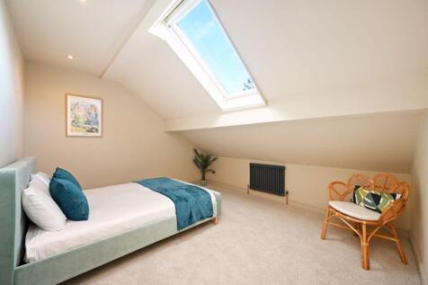 2nd Floor Double Bedroom 