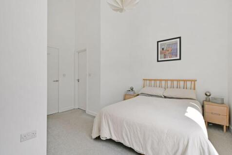 2nd Floor Double Bedroom 