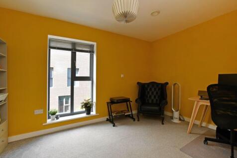 First Floor Double Bedroom 
