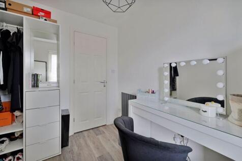 Bedroom 4 / Dressing Room 