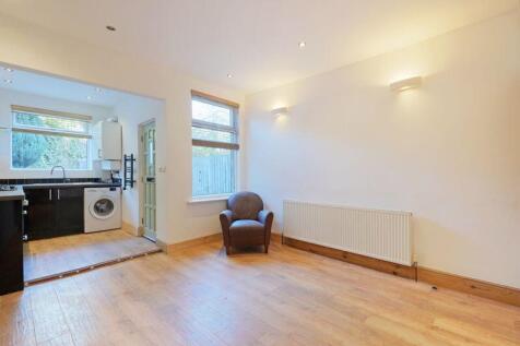 Open plan kitchen dining space