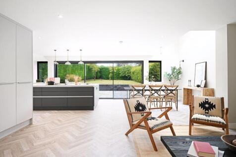 Open Plan Kitchen / Dining / Living 