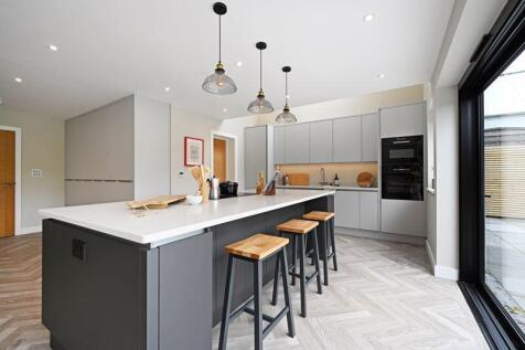 Open Plan Kitchen / Dining / Living 
