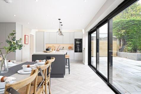 Open Plan Kitchen / Dining / Living 