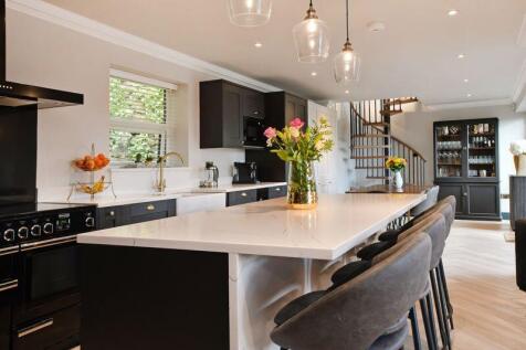 Open Plan Dining / Kitchen / Living