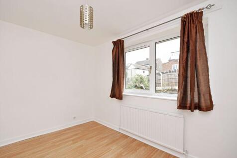 Second bedroom 1