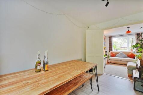 Dining / Living 