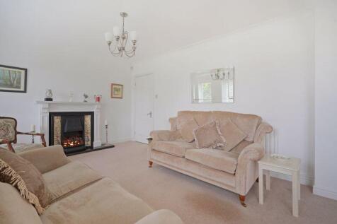 Open Plan Living / Dining