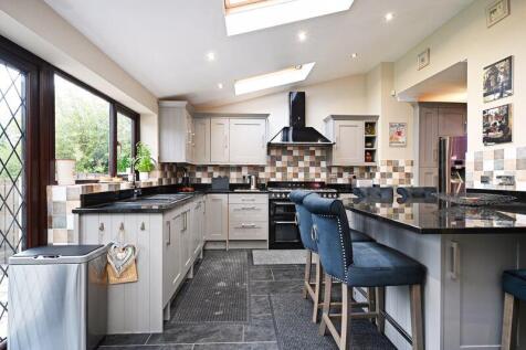 Open Plan Family Dining Kitchen 