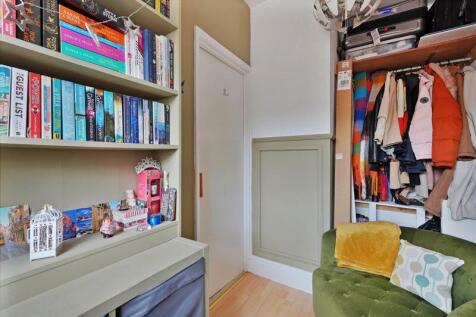 Bedroom / Home office