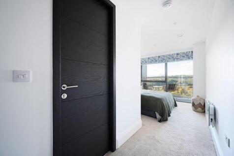 Bedroom with En-Suite