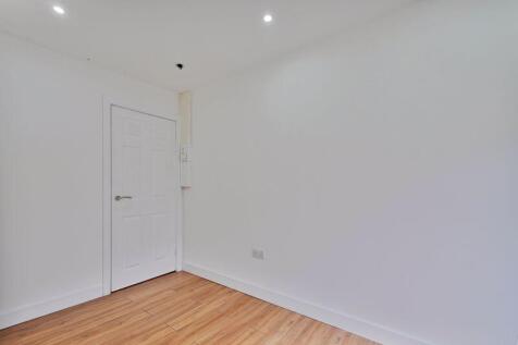 Office/Playroom/Guest Room