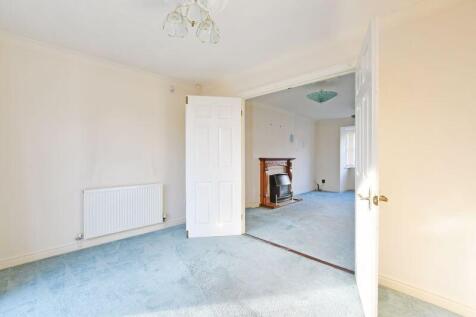 Living / Dining Room 