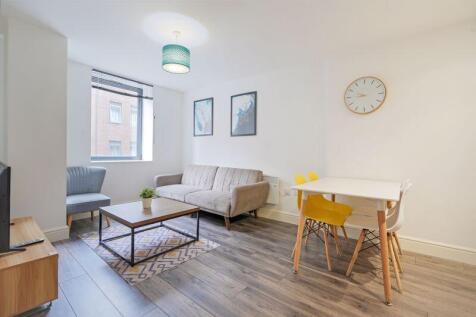 Living / dining space