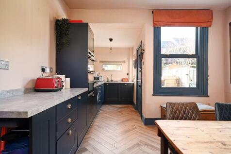 Open Plan Dining Kitchen 
