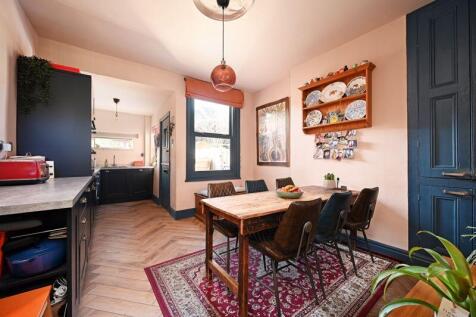 Open Plan Dining Kitchen 