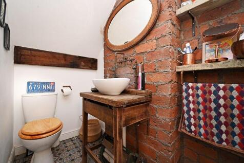 2nd Floor Bedroom WC  