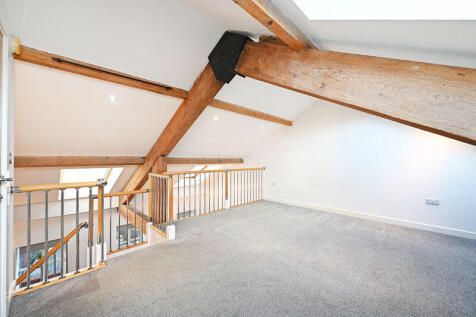 Bedroom 2 - Mezzanine