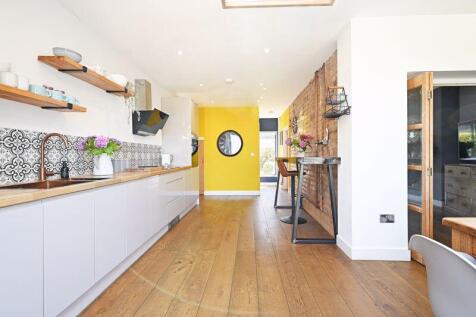 Open Plan Dining Kitchen 