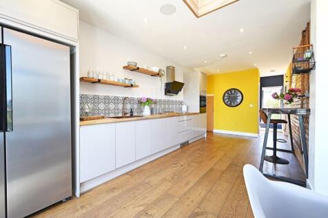 Open Plan Dining Kitchen 