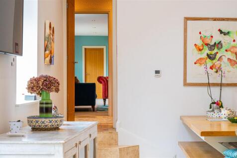 home-369.jpg