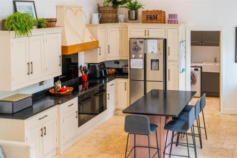 home-367.jpg