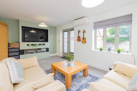 home-593.jpg