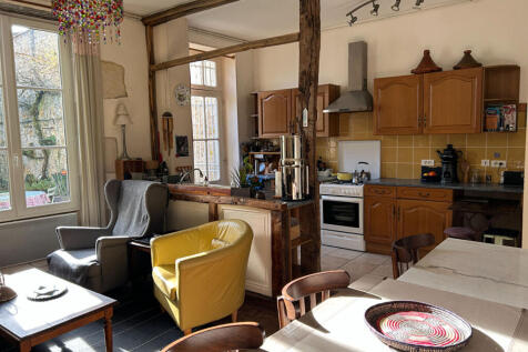 Property Image 4