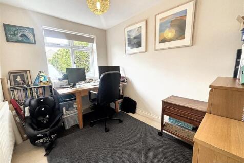 Study/bedroom