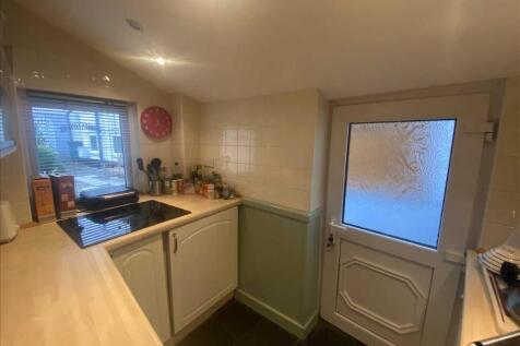Fitted kitchen