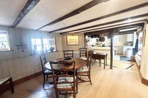 Kitchen diner