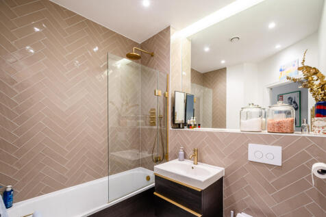 Andrews Rd 33 F504 - 36.jpg
