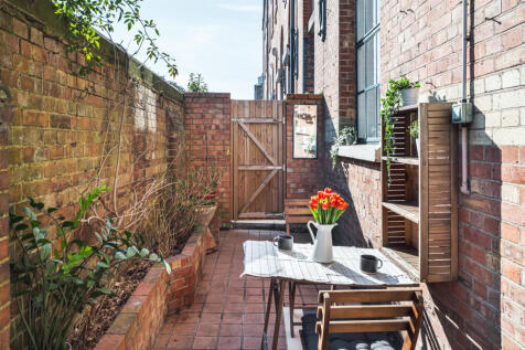 10-limehouse-cut-1_54399331606_o.jpg