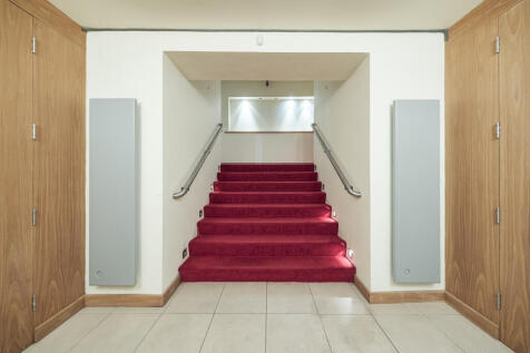 1-mendip-court (21).jpg