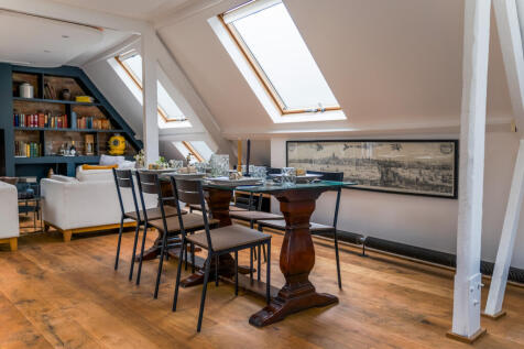 13_Dartmouth_Hill_040_HiRes.jpg