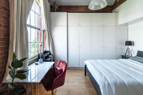 29-limehouse-cut-2_54492665765_o.jpg