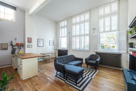 ACADEMY-APARTMENTS-32 (14).jpg