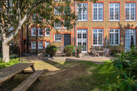 ACADEMY-APARTMENTS-32 (32).jpg