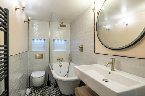 ACADEMY-APARTMENTS-32 (27).jpg