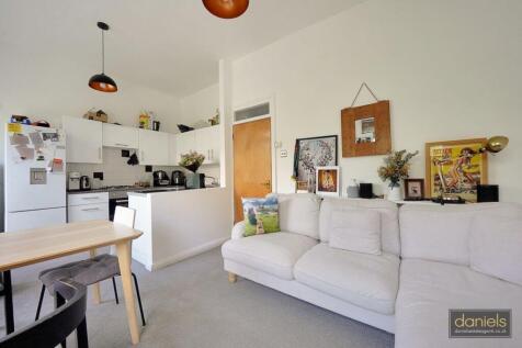 First Floor Flat, 19 St. Marys Terrace - Bvgh5N1zr