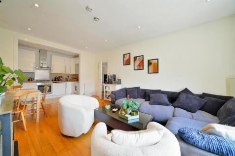 9C Dean Road - eFviszT4cX8JP9Zeh2Av.jpg