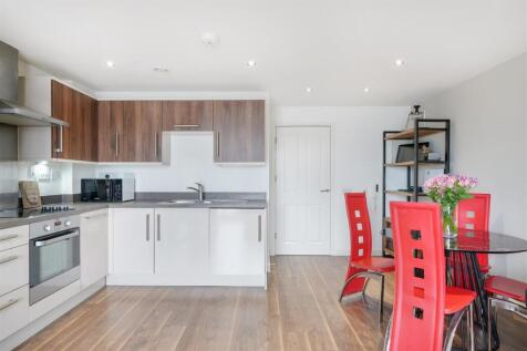 Flat 12, 70 Craven Park - W4lZa59KpafiH4Qyhmyt.jpg